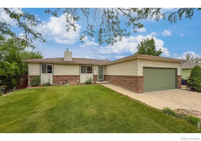 Photo 1 of Sale Pending at 1739 Shavano St, Longmont, CO 80504 | MLS# IR1062828 | Listing updated on 2026-10-24