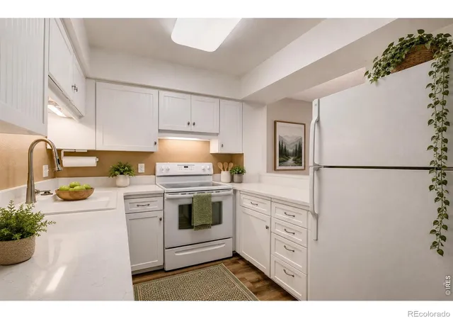 3rd image of 1131 Fairway Clb Cir, Estes Park, CO 80517