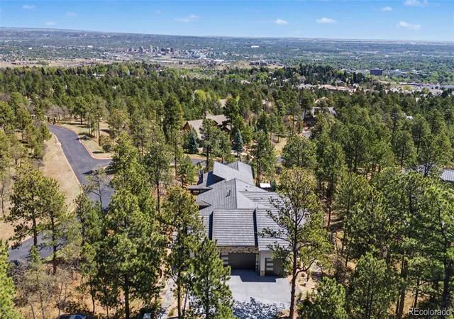 Photo 1 of Mansion for sale at 1685 Oakmoor Hts, Colorado Springs, CO 80906 | MLS# 6178766 | Listing updated on 2026-10-20