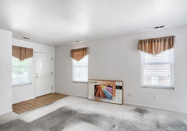 Homes for sale in Brighton, CO | 880 Mockingbird Ln, Brighton, CO 80601 | MLS# 7278708