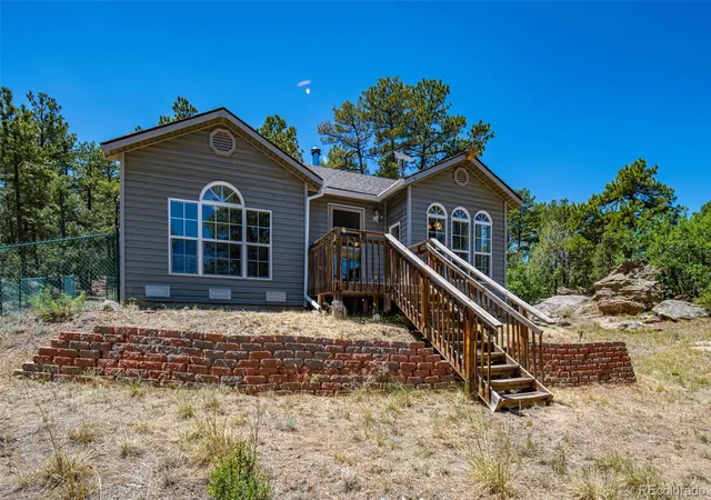 Photo 2 of Single family home for sale at 632 Nels Dr, Cotopaxi, CO 81223 | MLS# 2514050 | Listing updated on 2026-07-25