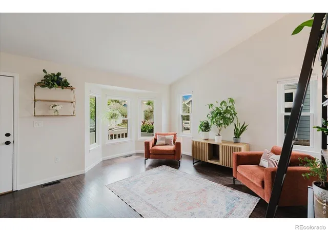 3rd image of 8433 Tabor Cir, Arvada, CO 80005 | MLS# IR1062852