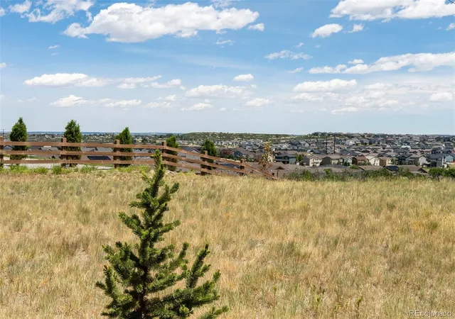 Photo 3 of Single family home for sale at 465 Silver Rock Trl, Castle Rock, CO 80104 | MLS# 2277007 | Listing updated on 2026-09-24
