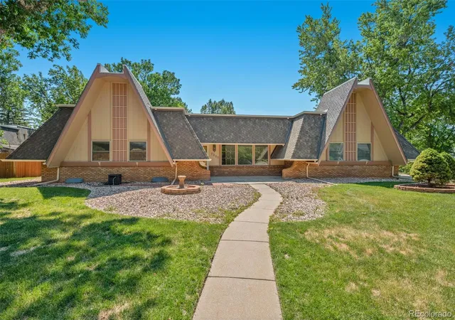 1st image of 7296 S Chase Ct, Littleton, CO 80128 | MLS# 6247766