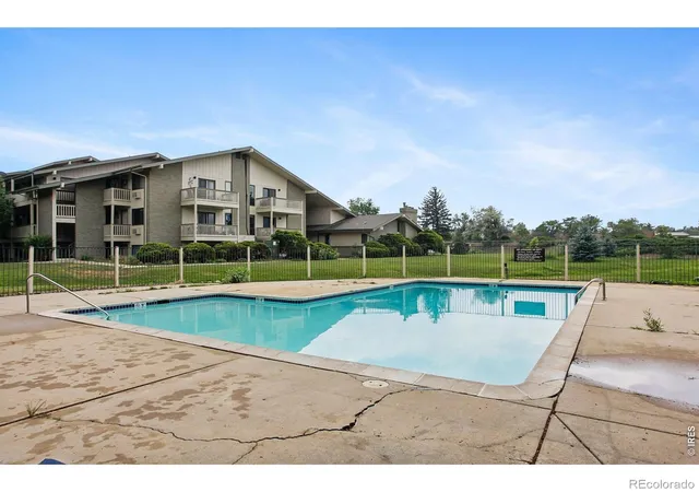Homes for sale in Boulder, CO | 695 Manhattan Drive, Boulder, CO 80303 | Houzeo