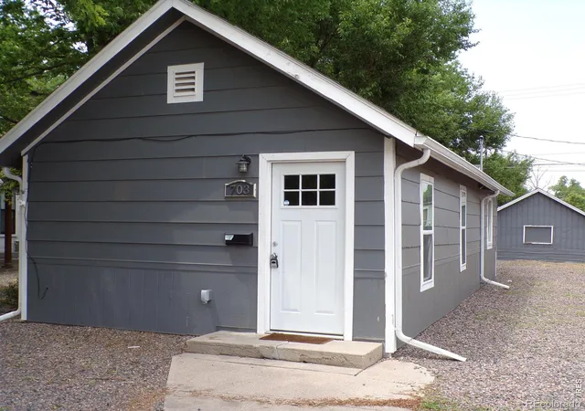 Homes for sale in Sterling, CO | 703 N 2nd St, Sterling, CO 80751 | MLS# IR1062882