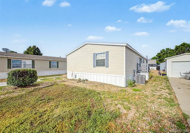 Photo 4 of Manufactured home for sale at 10554 Bald Eagle Cir, Firestone, CO 80504 | MLS# 5054728 | Listing updated on 2026-07-12