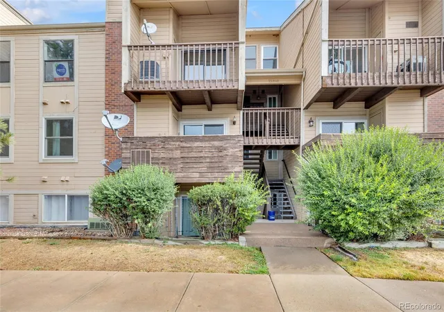 Homes for sale in Aurora, CO | 15350 E Arizona Ave, Aurora, CO 80017
