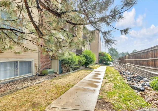 Homes for sale in Aurora, CO | 15350 E Arizona Ave, Aurora, CO 80017