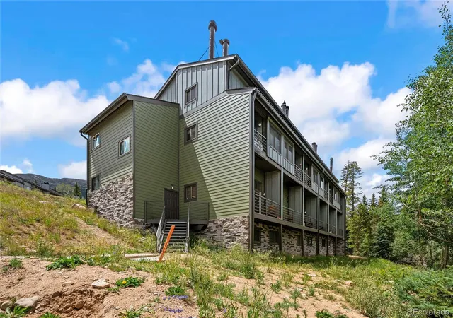 Homes for sale in Silverthorne, CO | 10000 Ryan Gulch Road, Silverthorne, CO 80498 | Houzeo