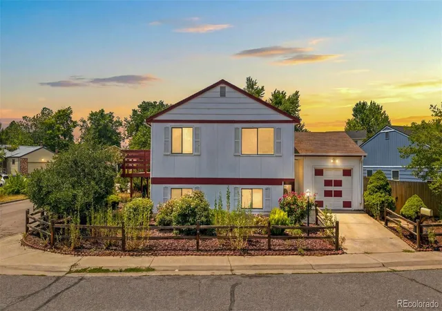 Photo 1 of Single family home for sale at 1553 S Carson St, Aurora, CO 80012 | MLS# 8683447 | Listing updated on 2026-09-24