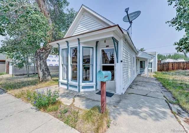 Homes for sale in Leadville, CO | 520 Chestnut St, Leadville, CO 80461 | MLS# 3566559