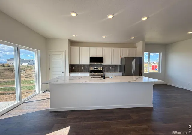 Photo 3 of Single family home for sale at 1984 Sorghum Way, Johnstown, CO 80534 | MLS# IR1062907 | Listing updated on 2026-10-08