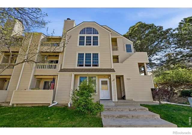 Photo 3 of Condo for sale at 965 S Miller St #201, Lakewood, CO 80226 | MLS# IR1062911 | Listing updated on 2026-09-27