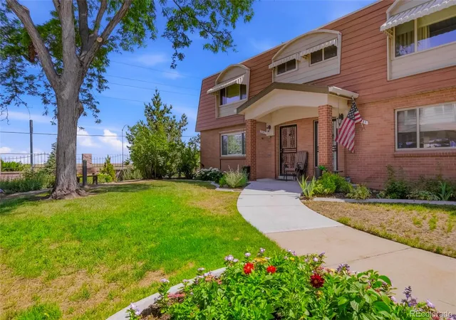 Photo 3 of Townhouse for sale at 9207 E Center Ave, Denver, CO 80247 | MLS# 1569939 | Listing updated on 2026-08-24