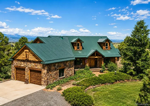 Photo 2 of Mansion for sale at 10 Bozeman Trl, Elizabeth, CO 80107 | MLS# 7702218 | Listing updated on 2026-09-19