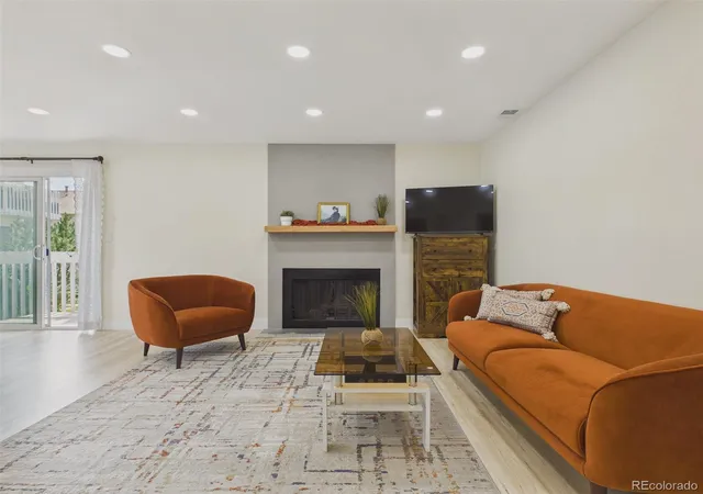2nd image of 12514 E Cornell Ave #203, Aurora, CO 80014 | MLS# 4318835
