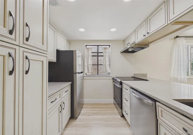 1st image of 12514 E Cornell Ave #203, Aurora, CO 80014 | MLS# 4318835
