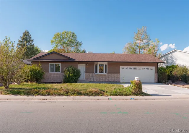 Single family home for sale at 745 Mobile St, Aurora, CO 80011 | MLS# 4693153