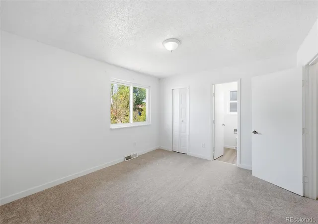 Photo 4 of Single family home for sale at 745 Mobile St, Aurora, CO 80011 | MLS# 4693153 | Listing updated on 2026-09-13
