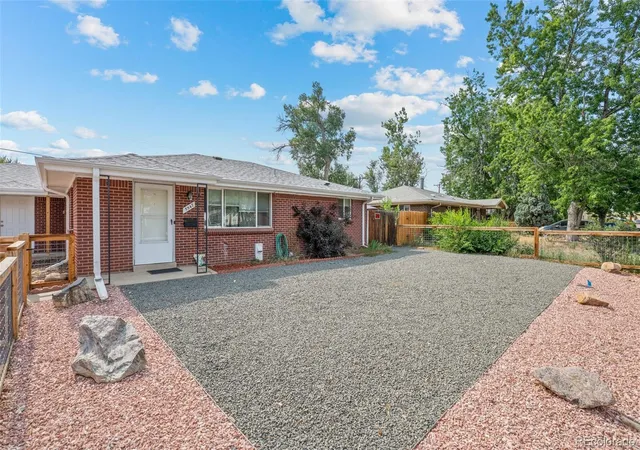 Photo 3 of House for sale at 5543 Newland Way, Arvada, CO 80002 | MLS# 4625312 | Listing updated on 2026-07-05