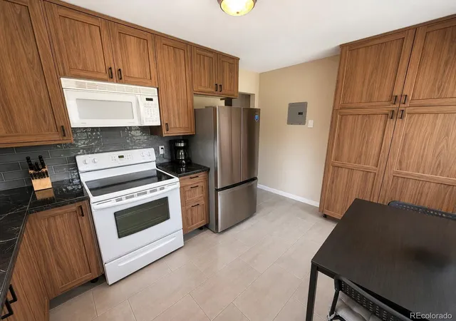 image of 9725 W 41st Ave, Wheat Ridge, CO 80033 | MLS# 8948495