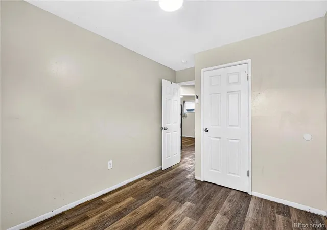 Listing Photo 2 - Condo for sale in building located at 13080 E 13th Pl, Aurora, CO 80011 - Unit #