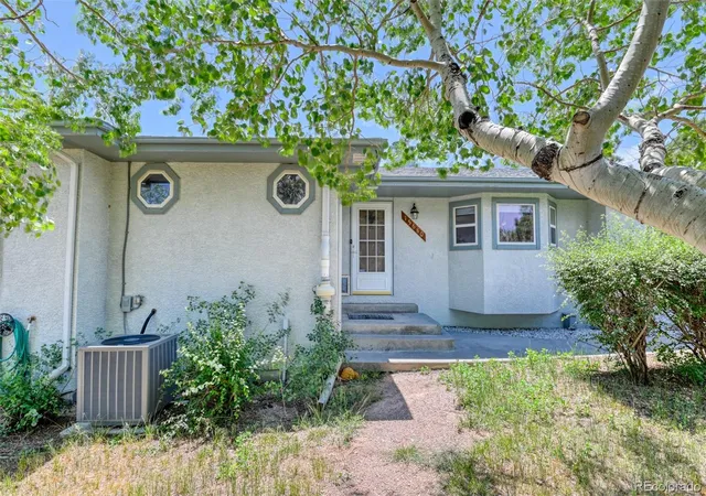image of 15680 Eastonville Rd, Elbert, CO 80106 | MLS# 9180200