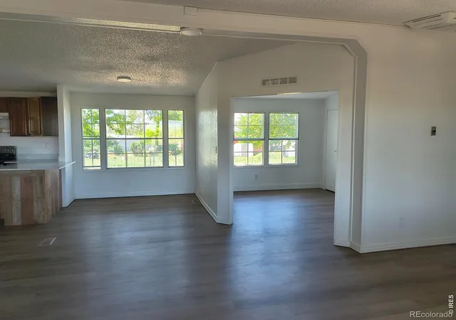 3rd image of 15544 County Road 18, Fort Lupton, CO 80621 | MLS# IR1062972