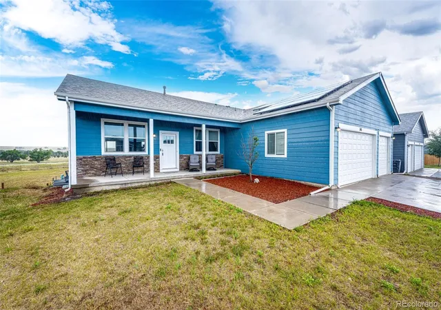 Homes for sale in Deer Trail, CO | 565 S 3Rd Ave, Deer Trail, CO 80105 | MLS# 2449616