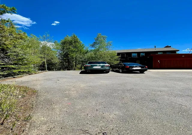 3rd image of 41 Poplar Cir, Silverthorne, CO 80498 | MLS# 9695730