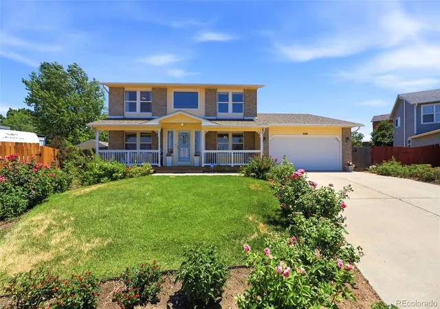 Photo 2 of Single family home for sale at 959 Pond Side Dr, Colorado Springs, CO 80911 | MLS# 3608124 | Listing updated on 2026-08-22