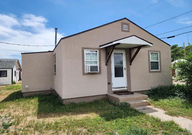 Homes for sale in Sterling, CO | 103 S 8th Ave, Sterling, CO 80751 | MLS# IR1062985