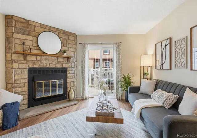 Photo 4 of Townhouse for sale at 12043 E Hoye Dr, Aurora, CO 80012 | MLS# 4526457 | Listing updated on 2026-07-22