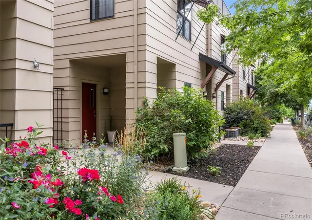 Listing Photo 3 - Condo for sale in building located at 3068 Umatilla St, Denver, CO 80211 - Unit #D