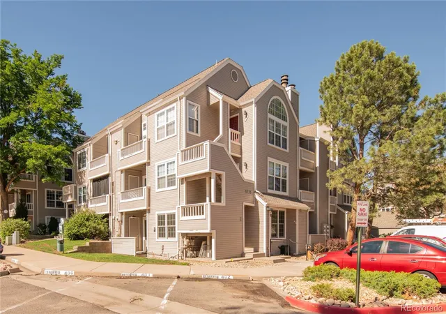 Homes for sale in Lakewood, CO | 5735 W Atlantic Pl #101, Lakewood, CO 80227 | MLS# 1761484