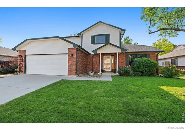 Homes for sale in Longmont, CO | 2428 Maplewood Cir W, Longmont, CO 80503 | MLS# IR1063003