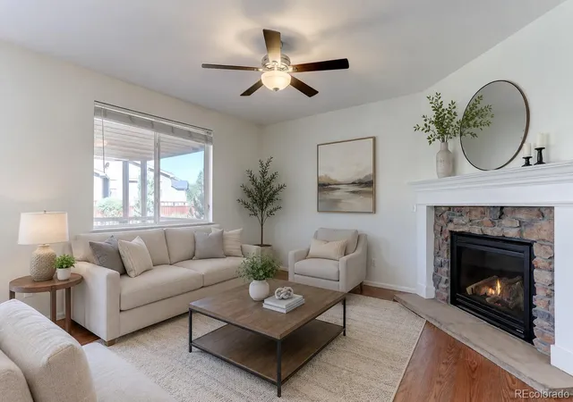 Photo 3 of Sale Pending at 6371 Esmeralda Dr, Castle Rock, CO 80108 | MLS# 3432788 | Listing updated on 2026-09-20