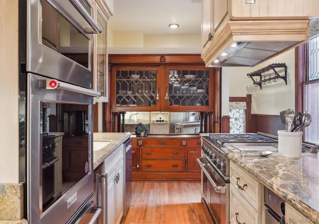 Photo 3 of Condo for sale at 1022 N Pearl St #101, Denver, CO 80203 | MLS# 9963221 | Listing updated on 2026-09-07