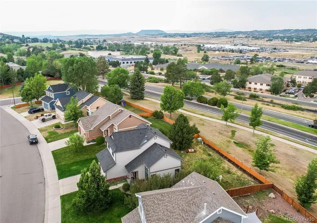 3rd image of 407 Balsa Dr, Castle Rock, CO 80104 | MLS# 7886626