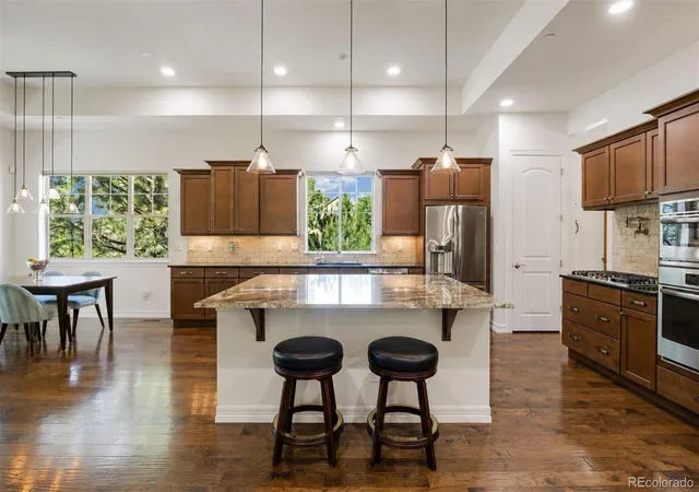 Photo 4 of Sale Pending at 5043 Vermillion Dr, Castle Rock, CO 80108 | MLS# 3724363 | Listing updated on 2026-09-09