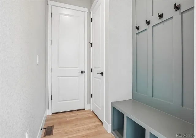 Photo 3 of Single family home for sale at 641 White Dove Ct, Monument, CO 80132 | MLS# 7384116 | Listing updated on 2026-10-02