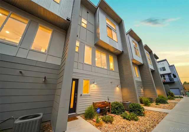 Photo 3 of Townhouse for sale at 8711 E Hampden Ave #11, Denver, CO 80231 | MLS# 5215855 | Listing updated on 2026-08-25