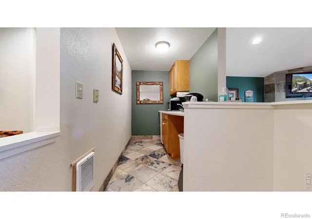 4th image of 2760 Fall River Rd #106, Estes Park, CO 80517 | MLS# IR1063063