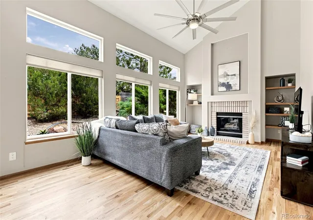 Photo 4 of Sale Pending at 375 Medford Dr, Colorado Springs, CO 80921 | MLS# 2127144 | Listing updated on 2026-09-20