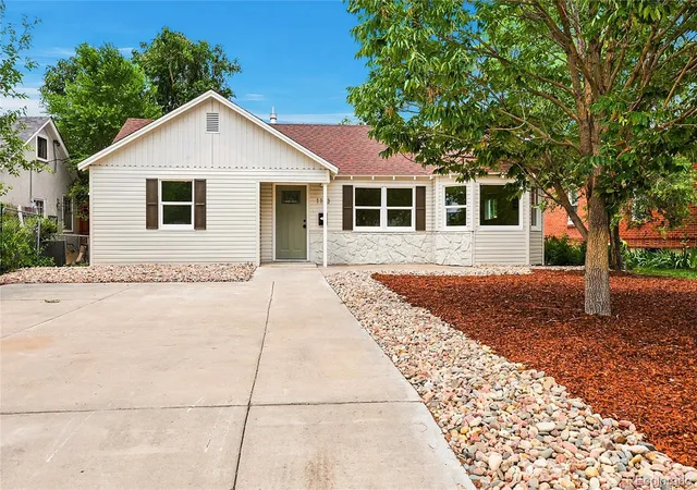 Homes for sale in Pueblo, CO | 1143 Longwood Ave, Pueblo, CO 81004 | MLS# 1652033