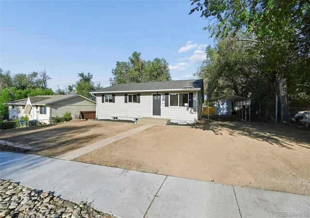 Photo 4 of Sale Pending at 838 Sequoia Dr, Colorado Springs, CO 80910 | MLS# 6027468 | Listing updated on 2026-09-21
