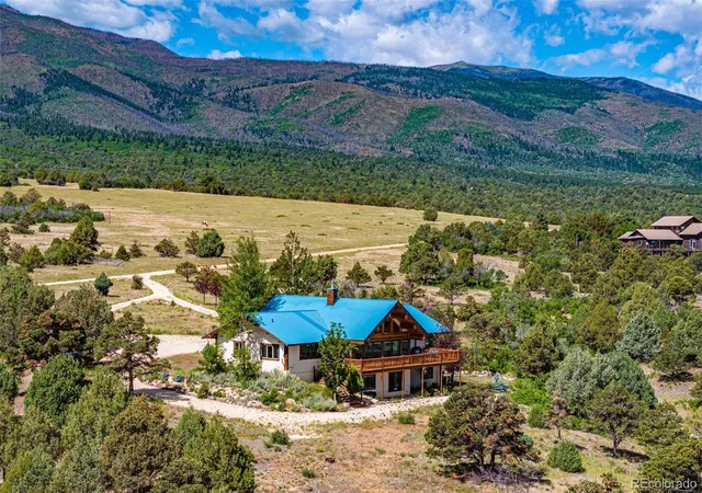 Photo 1 of Single family home for sale at 334 Cottonwood Trl, Cotopaxi, CO 81223 | MLS# 8274607 | Listing updated on 2026-07-17