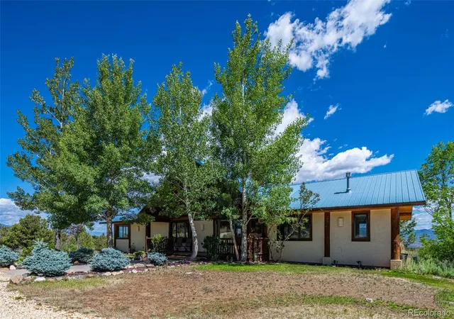 Photo 4 of Single family home for sale at 334 Cottonwood Trl, Cotopaxi, CO 81223 | MLS# 8274607 | Listing updated on 2026-07-17