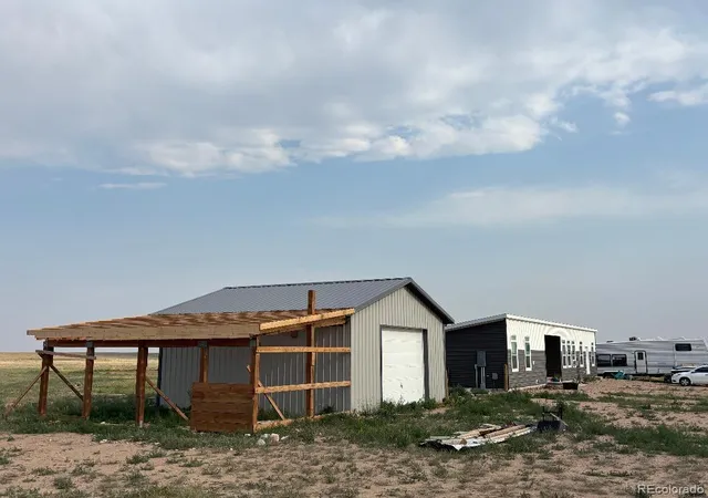 Photo 3 of Single family home for sale at 60106 County Rd 21, Carr, CO 80612 | MLS# 7777322 | Listing updated on 2026-08-28